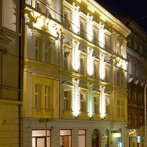 Patio Praga